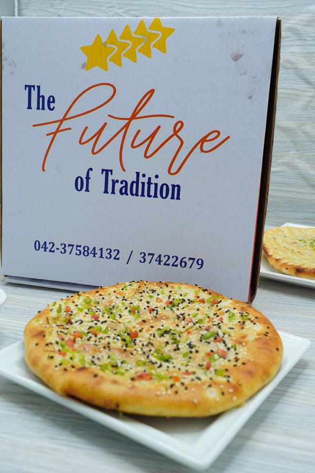 Chicken Cheese Naan
